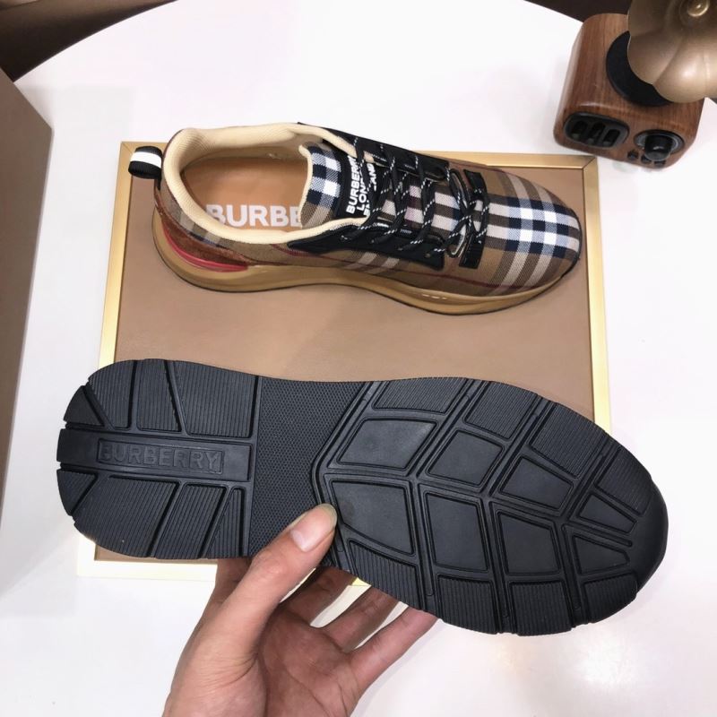 Burberry Low Shoes